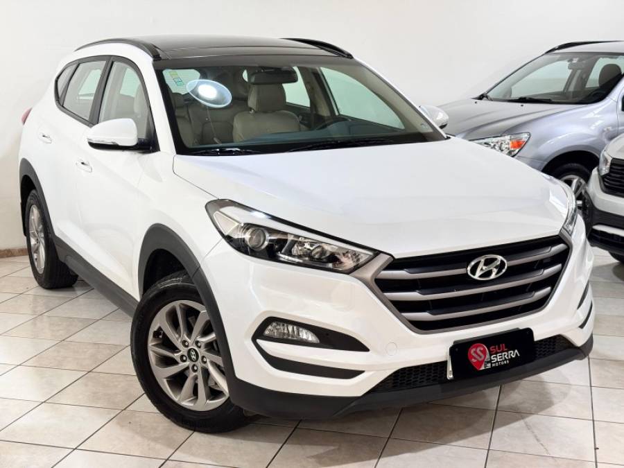 HYUNDAI - TUCSON - 2021/2022 - Branca - R$ 126.900,00