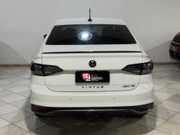 VOLKSWAGEN - VIRTUS - 2024/2024 - Branca - R$ 127.900,00