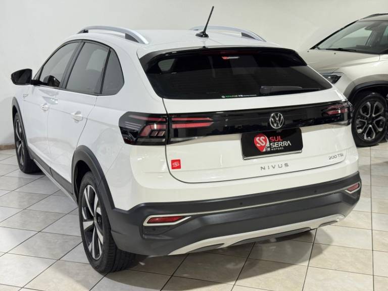 VOLKSWAGEN - NIVUS - 2023/2024 - Branca - R$ 119.900,00