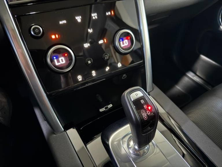 LAND ROVER - DISCOVERY SPORT - 2021/2021 - Vermelha - R$ 199.900,00
