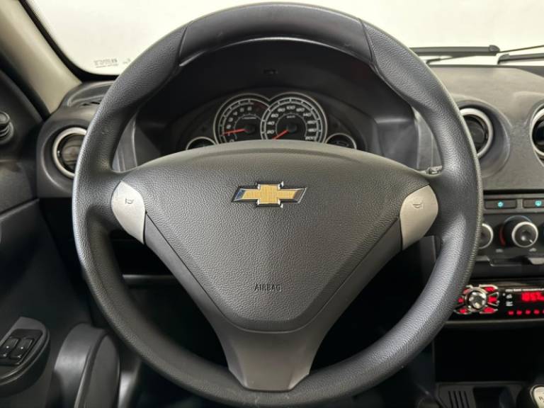 CHEVROLET - CELTA - 2014/2015 - Branca - R$ 36.900,00