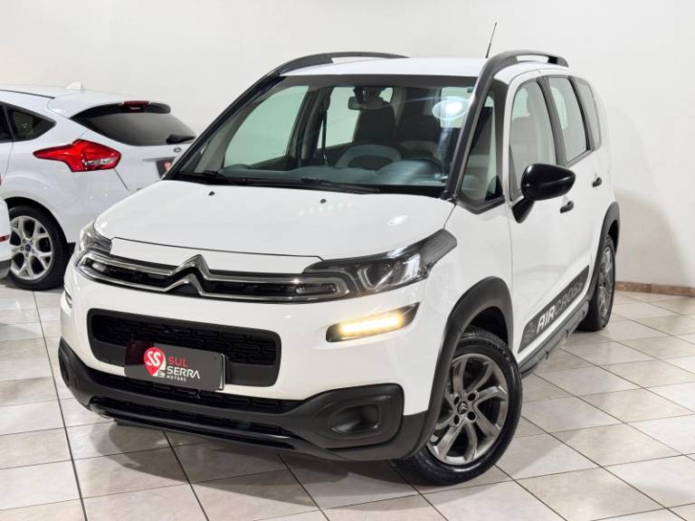 CITROËN - AIRCROSS - 2016/2017 - Branca - R$ 54.900,00