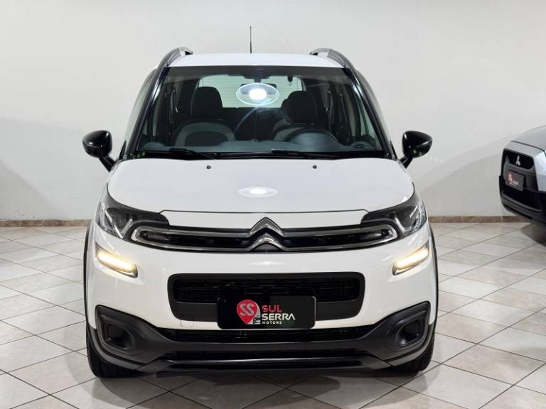CITROËN - AIRCROSS - 2016/2017 - Branca - R$ 54.900,00
