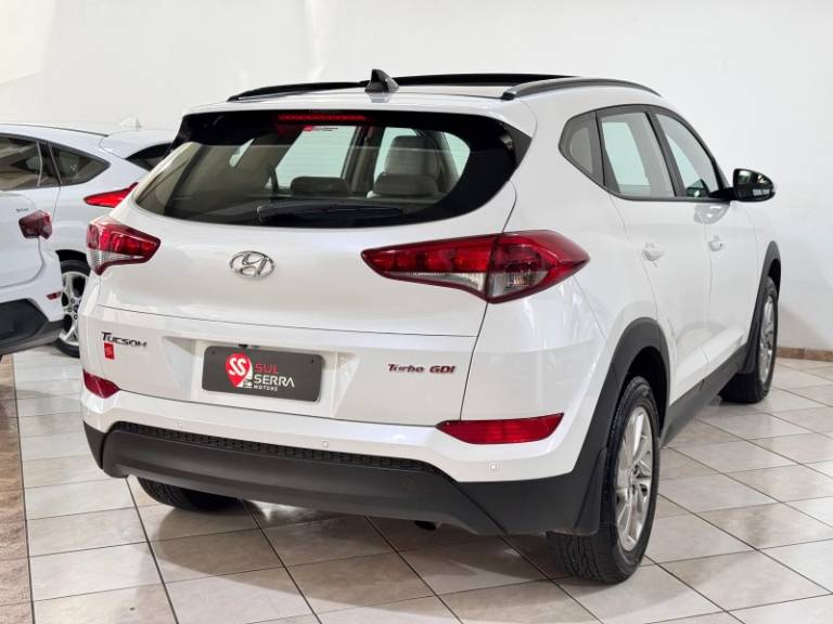 HYUNDAI - TUCSON - 2021/2022 - Branca - R$ 126.900,00