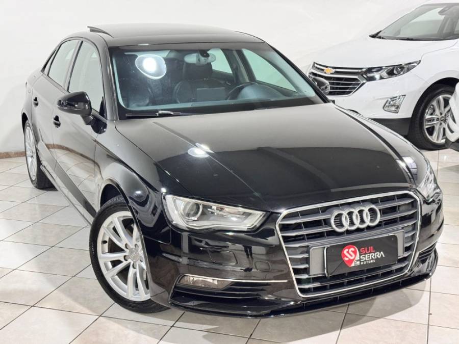 AUDI - A3 - 2015/2015 - Preta - R$ 87.900,00
