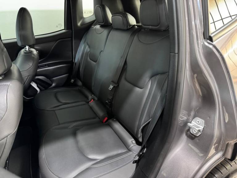 JEEP - RENEGADE - 2020/2020 - Cinza - R$ 95.900,00