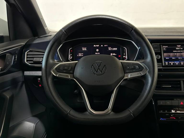 VOLKSWAGEN - T-CROSS - 2023/2023 - Branca - R$ 116.900,00