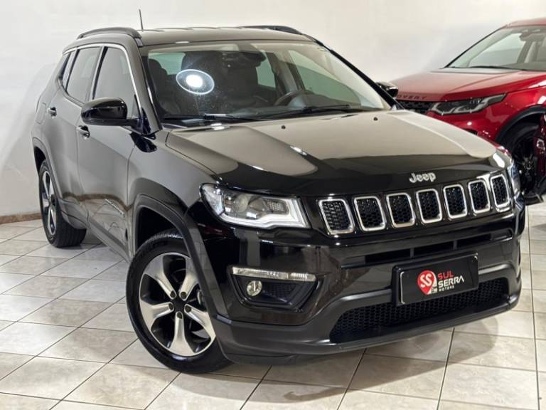 JEEP - COMPASS - 2017/2018 - Preta - R$ 89.900,00
