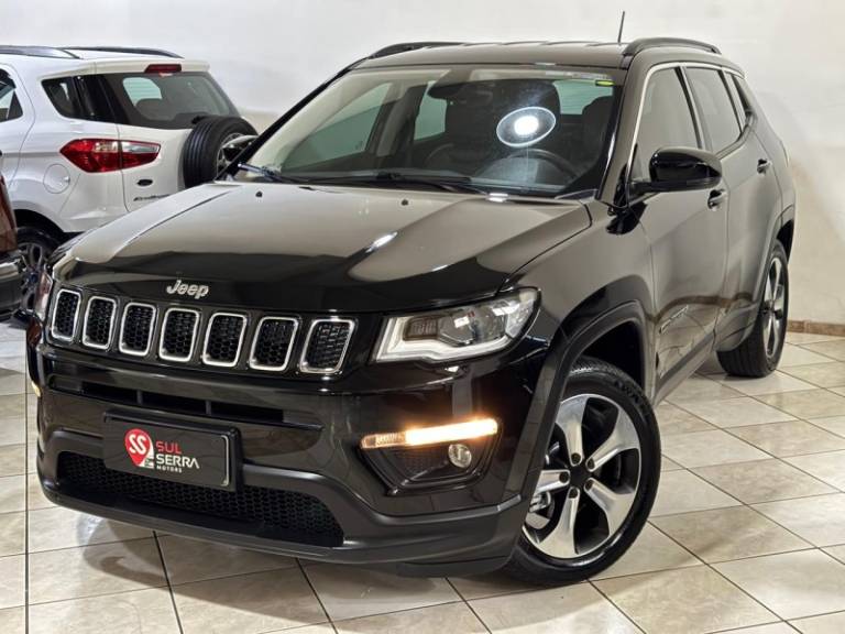 JEEP - COMPASS - 2017/2018 - Preta - R$ 89.900,00