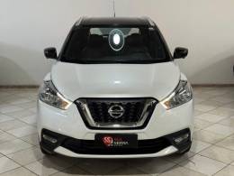 NISSAN - KICKS - 2017/2018 - Branca - R$ 83.900,00