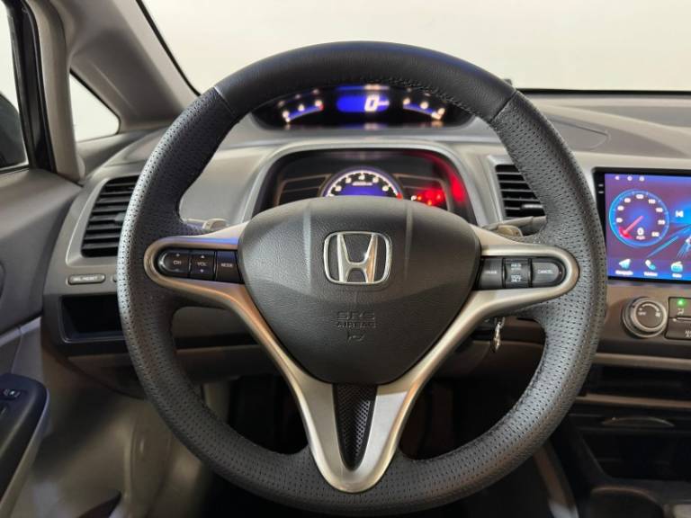 HONDA - CIVIC - 2010/2010 - Preta - R$ 55.900,00