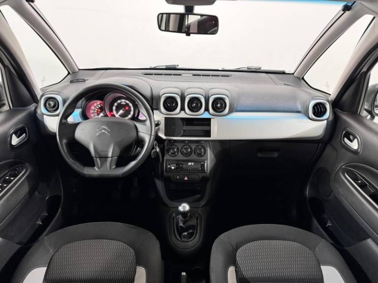 CITROËN - AIRCROSS - 2016/2017 - Branca - R$ 54.900,00
