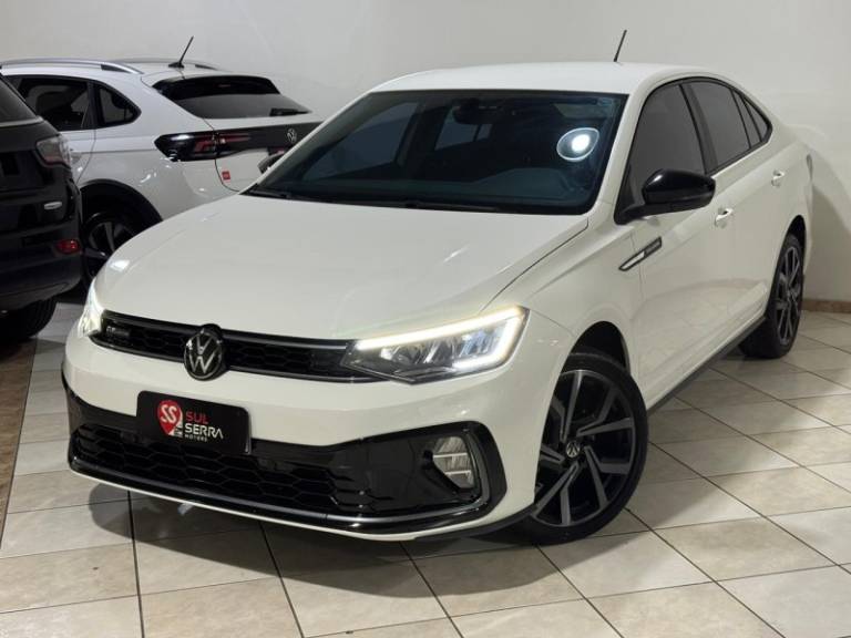 VOLKSWAGEN - VIRTUS - 2024/2024 - Branca - R$ 127.900,00