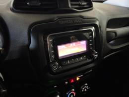 JEEP - RENEGADE - 2016/2017 - Preta - R$ 68.900,00