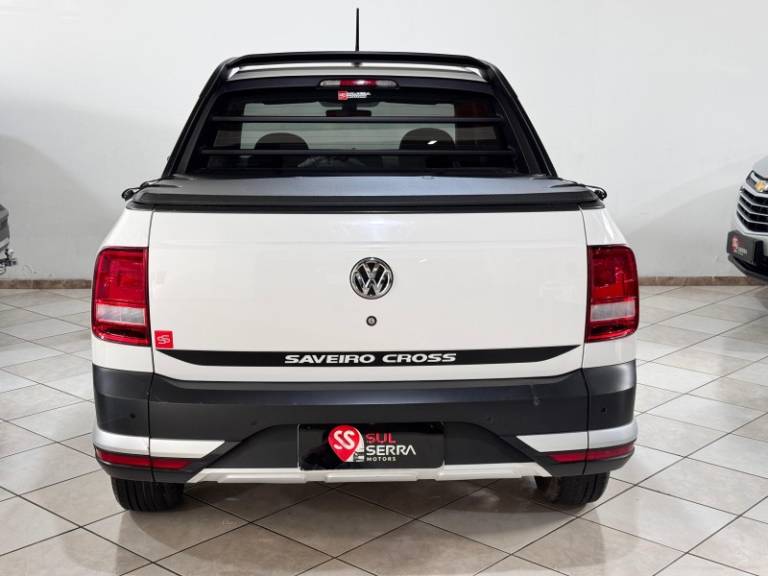 VOLKSWAGEN - SAVEIRO - 2019/2020 - Branca - R$ 84.900,00