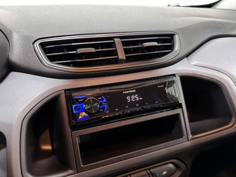 CHEVROLET - ONIX - 2020/2021 - Branca - R$ 59.900,00