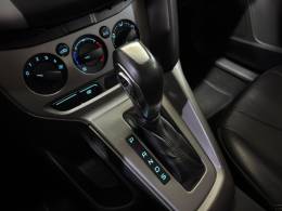 FORD - FOCUS - 2013/2014 - Prata - R$ 47.900,00