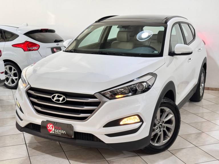 HYUNDAI - TUCSON - 2021/2022 - Branca - R$ 126.900,00