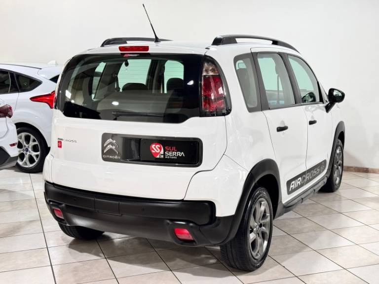 CITROËN - AIRCROSS - 2016/2017 - Branca - R$ 54.900,00