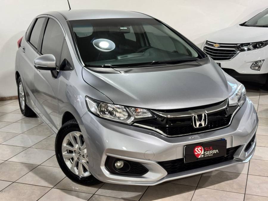 HONDA - FIT - 2018/2018 - Prata - R$ 76.900,00