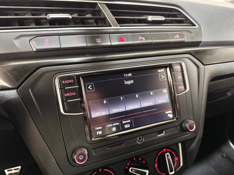 VOLKSWAGEN - SAVEIRO - 2019/2020 - Branca - R$ 84.900,00