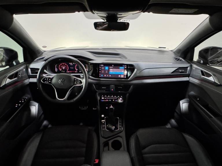 VOLKSWAGEN - TAOS - 2023/2023 - Preta - R$ 154.900,00
