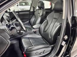 AUDI - A3 - 2015/2015 - Preta - R$ 87.900,00