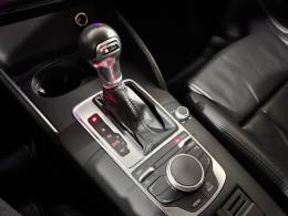 AUDI - A3 - 2015/2015 - Preta - R$ 87.900,00