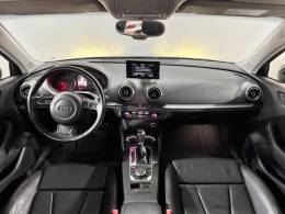 AUDI - A3 - 2015/2015 - Preta - R$ 87.900,00