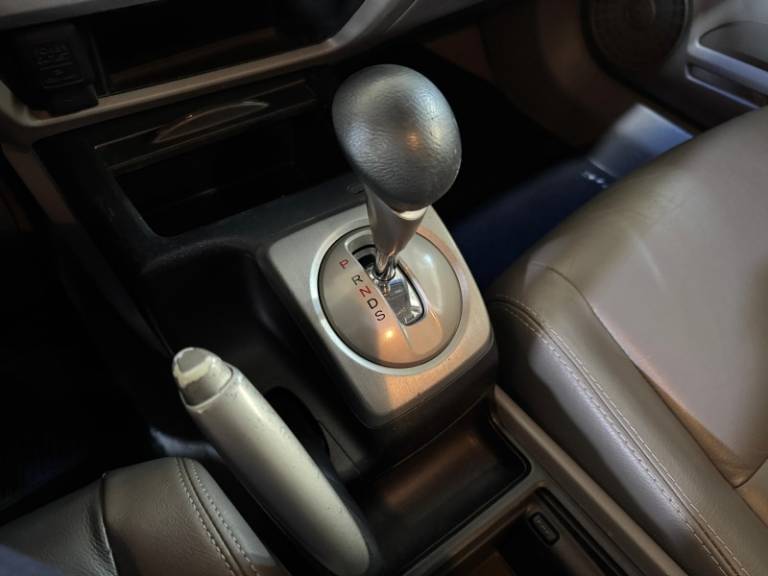 HONDA - CIVIC - 2010/2010 - Preta - R$ 55.900,00