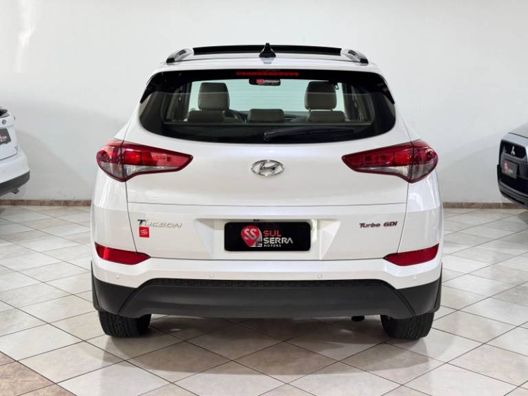 HYUNDAI - TUCSON - 2021/2022 - Branca - R$ 126.900,00