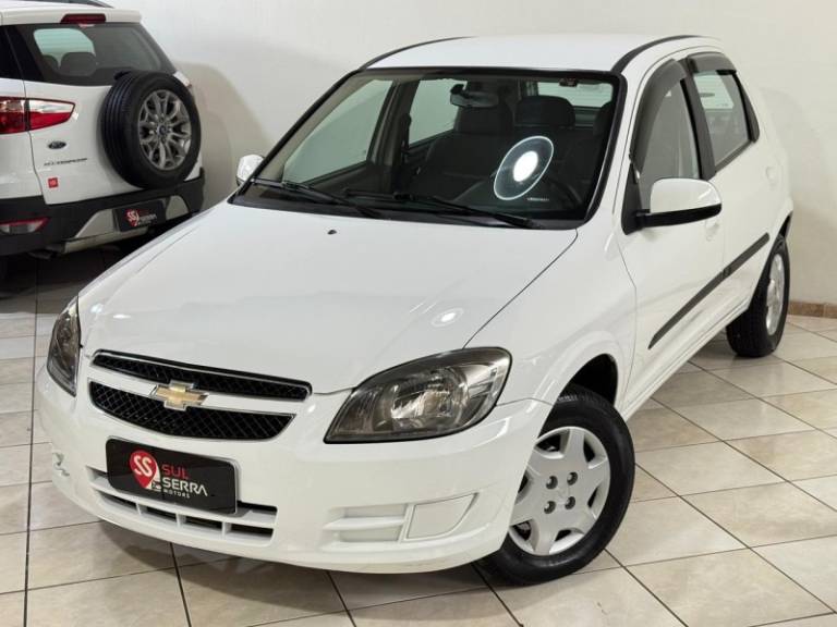 CHEVROLET - CELTA - 2014/2015 - Branca - R$ 36.900,00