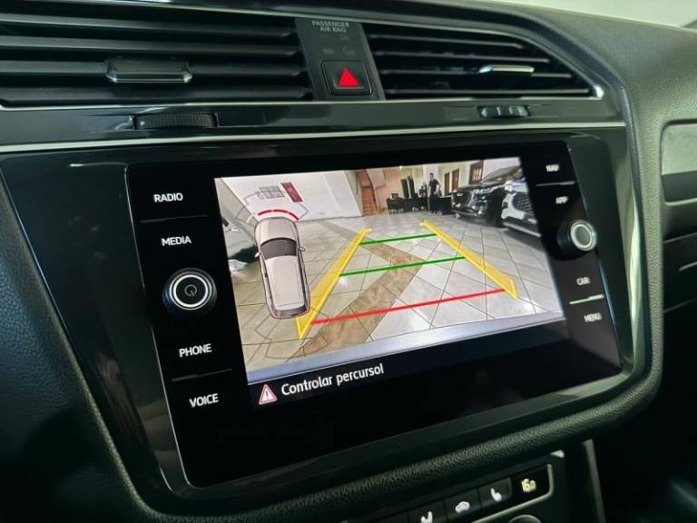 VOLKSWAGEN - TIGUAN - 2019/2020 - Prata - R$ 167.900,00
